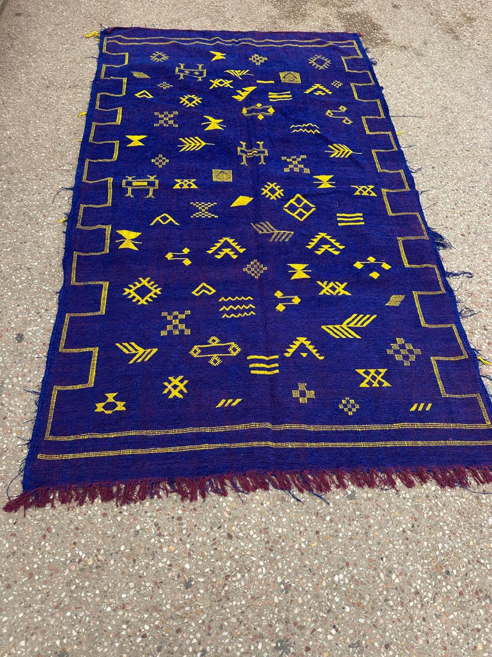 Kelim Handmade silk Rug, size 250 x 150 cm || 8.2 x 4.92 ft