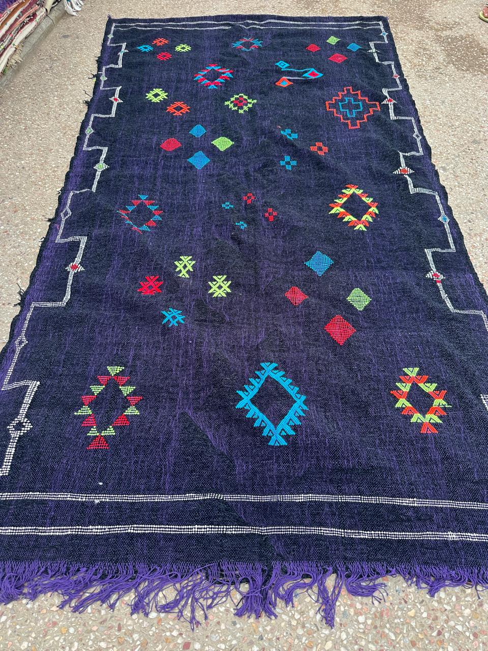 Kelim Handmade silk Rug, size 250 x 150 cm || 8.2 x 4.92 ft