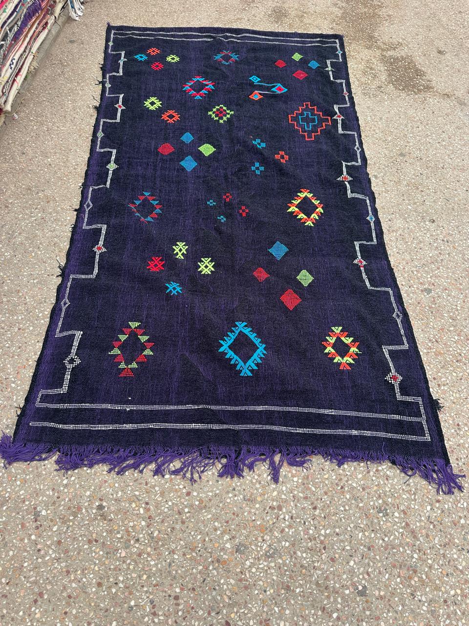 Kelim Handmade silk Rug, size 250 x 150 cm || 8.2 x 4.92 ft