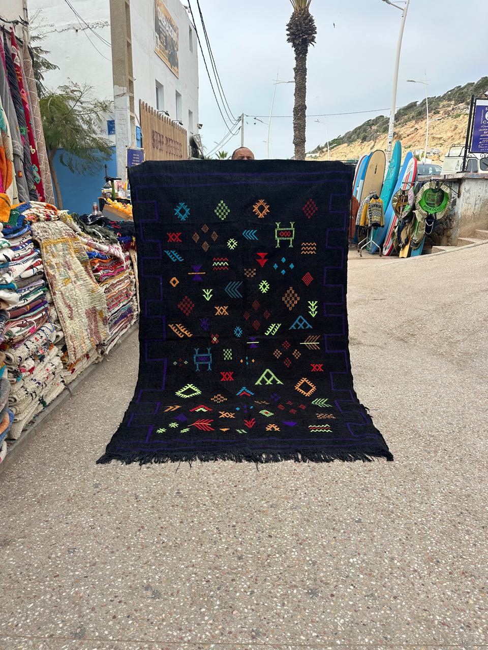 Handmade Kelim Rug, size 250 x 150 cm || 8.2 x 4.92 ft