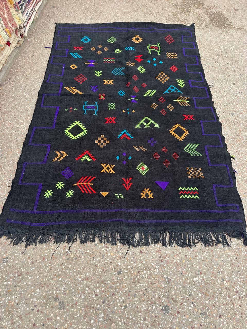 Handmade Kelim Rug, size 250 x 150 cm || 8.2 x 4.92 ft