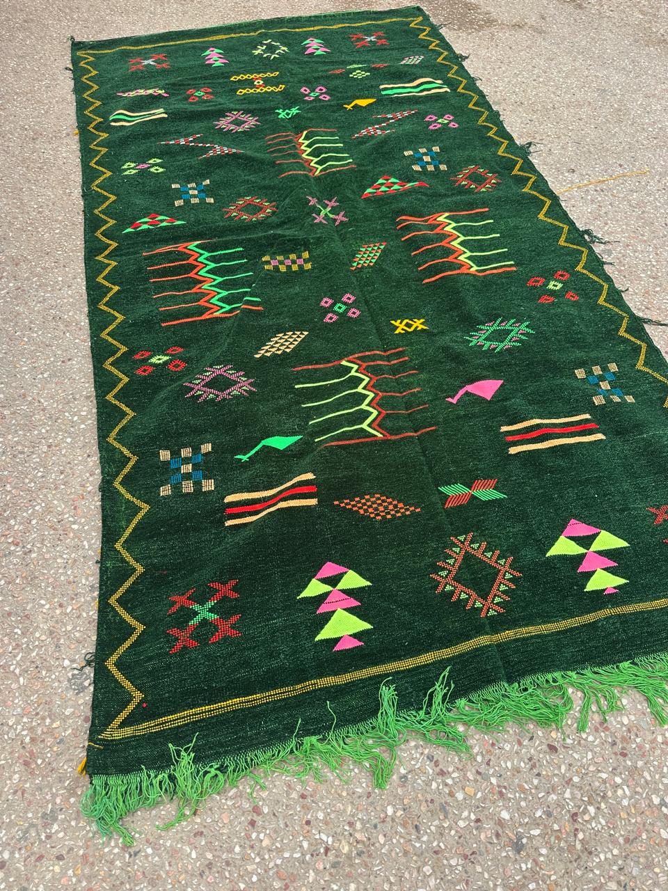Kelim Handmade silk Rug, size 250 x 150 cm || 8.2 x 4.92 ft