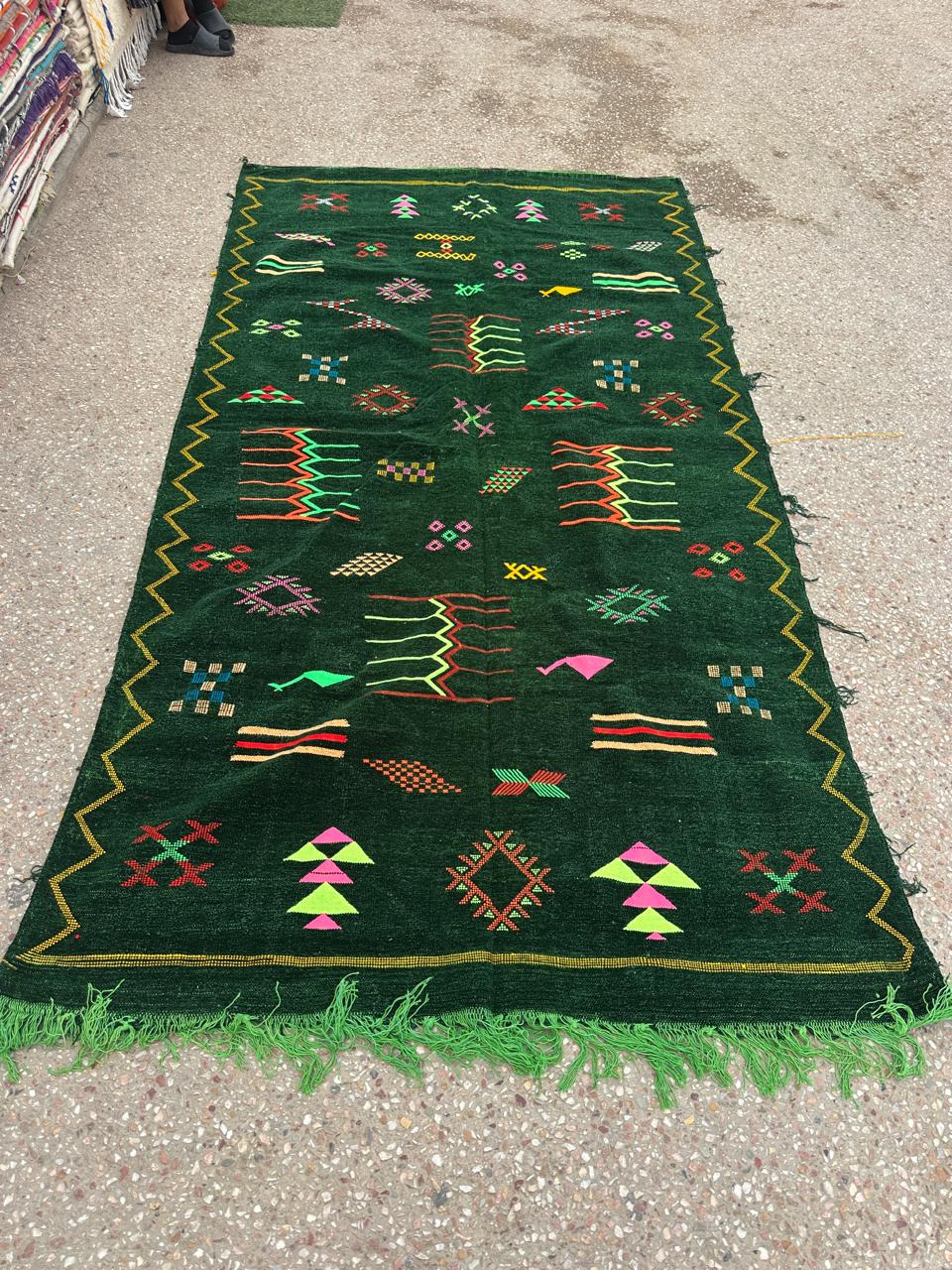 Kelim Handmade silk Rug, size 250 x 150 cm || 8.2 x 4.92 ft