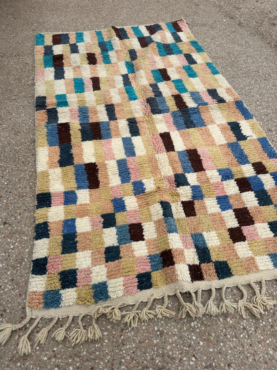 Handmade Azilal Rug, size 250 x 150 cm || 8.2 x 4.92 ft