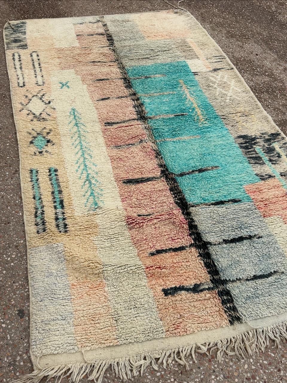 Handmade Azilal Rug, size 250 x 150 cm || 8.2 x 4.92 ft