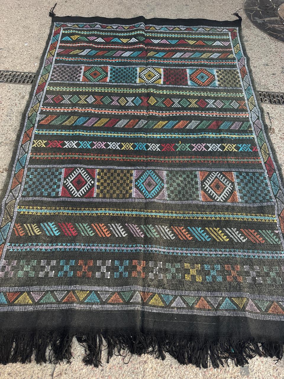 Handmade cactus Rug, size 250 x 150 cm || 8.2 x 4.92 ft