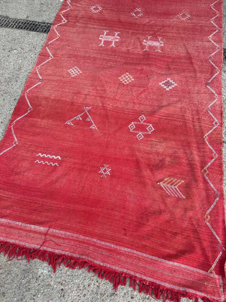 Handmade cactus Rug, size 250 x 150 cm || 8.2 x 4.92 ft