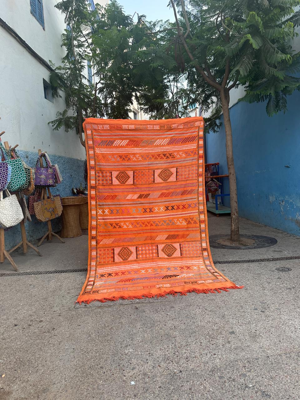 Handmade Kelim Silk/Cotton Rug, size 250 x 150 cm || 8.2 x 4.92 ft
