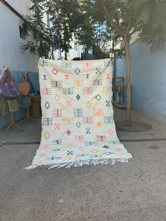 Handmade Kelim Rug, size 250 x 150 cm || 8.2 x 4.92 ft