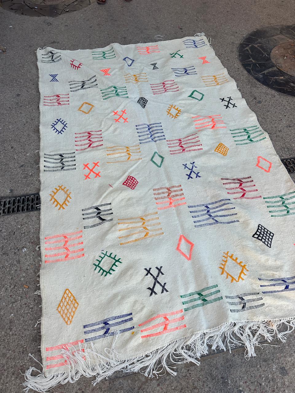 Handmade Kelim Rug, size 250 x 150 cm || 8.2 x 4.92 ft