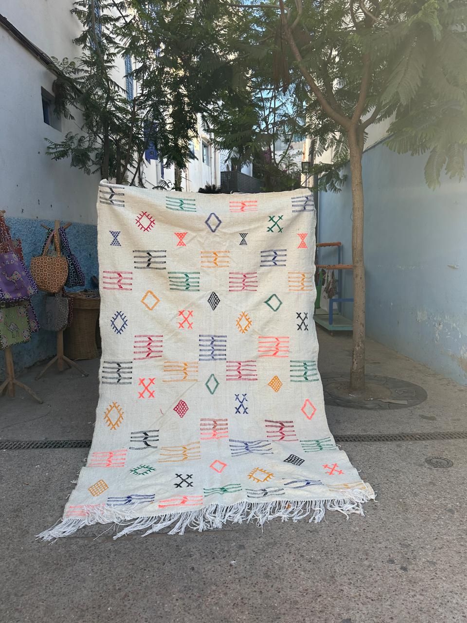 Handmade Kelim Rug, size 250 x 150 cm || 8.2 x 4.92 ft