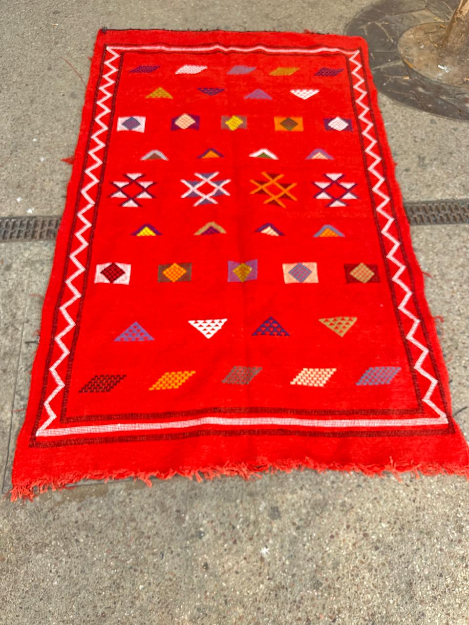 Handmade silk Rug, size 250 x 150 cm || 8.2 x 4.92 ft