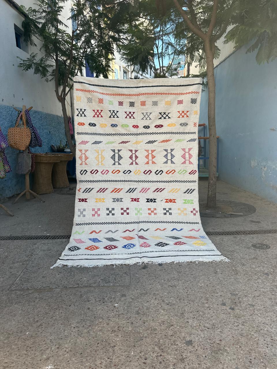 Handmade Kelim Rug, size 250 x 150 cm || 8.2 x 4.92 ft