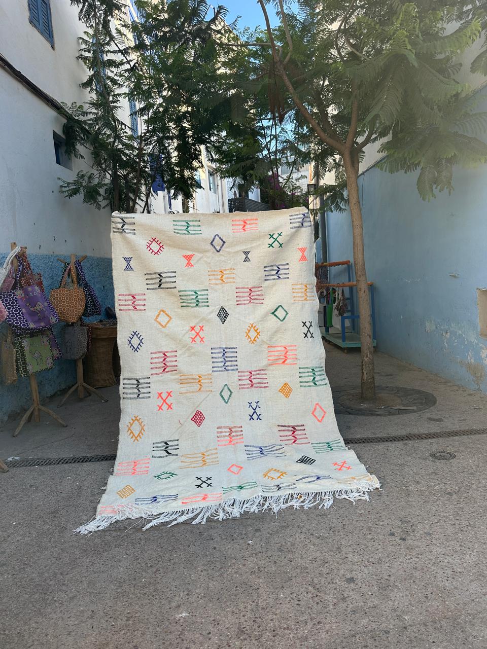 Handmade Kelim Rug, size 250 x 150 cm || 8.2 x 4.92 ft