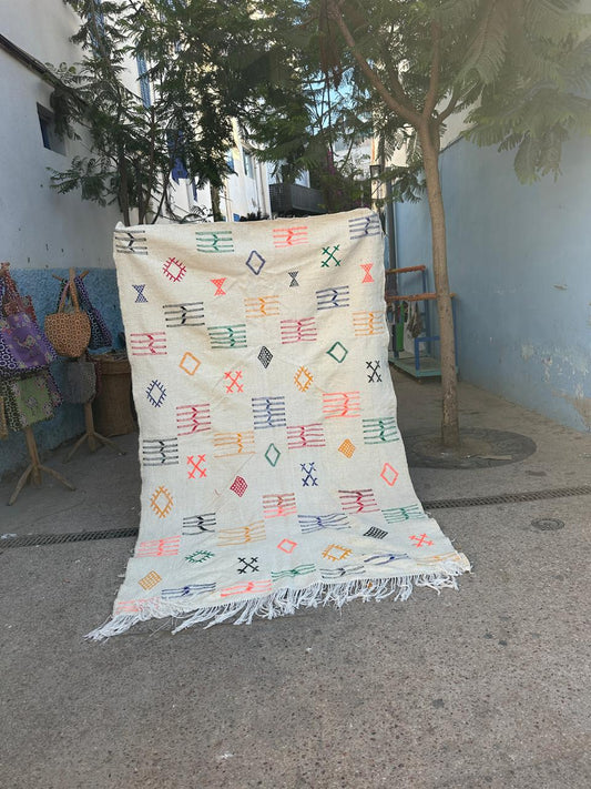 Handmade Kelim Rug, size 250 x 150 cm || 8.2 x 4.92 ft