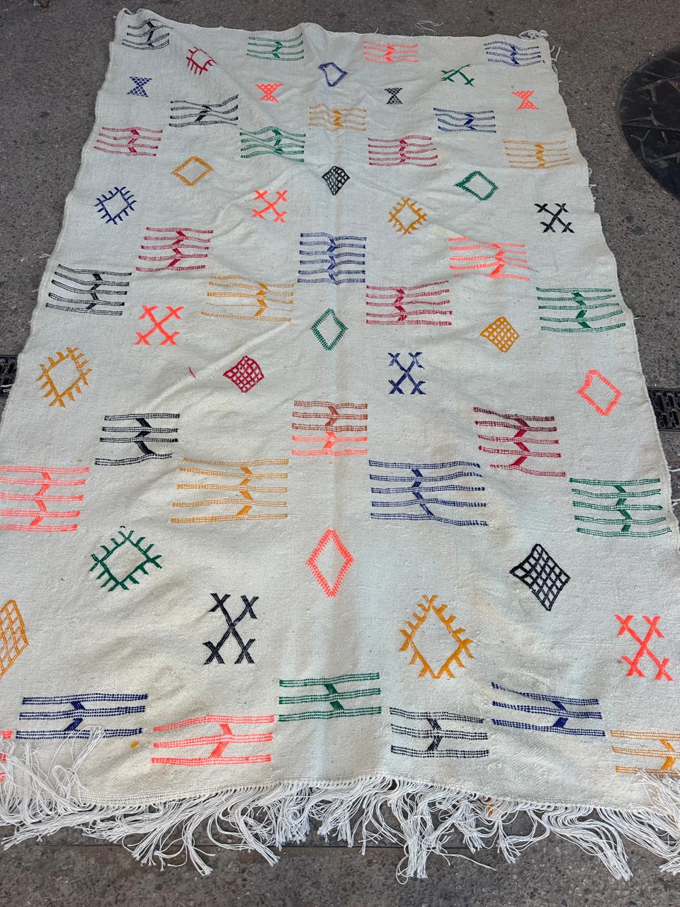 Handmade Kelim Rug, size 250 x 150 cm || 8.2 x 4.92 ft